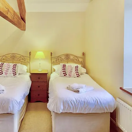 Holiday home 3 Bed In Oc-ds067 *